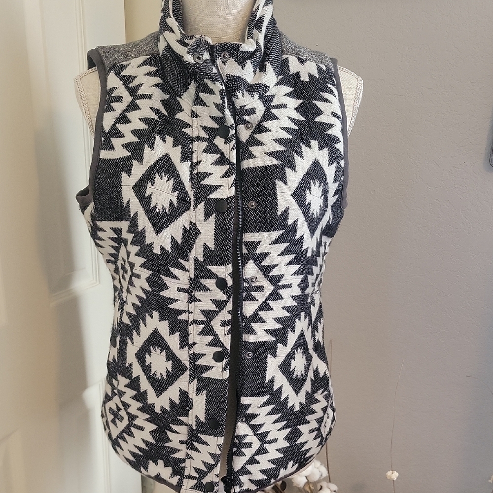 Reflex Southwest Design Zip Up Vest